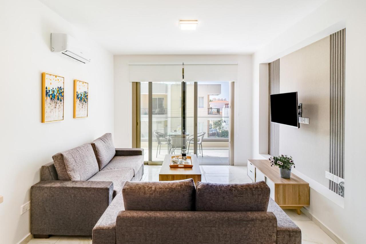 Adolina Apartments By Ezoria Villas Paphos Exterior photo