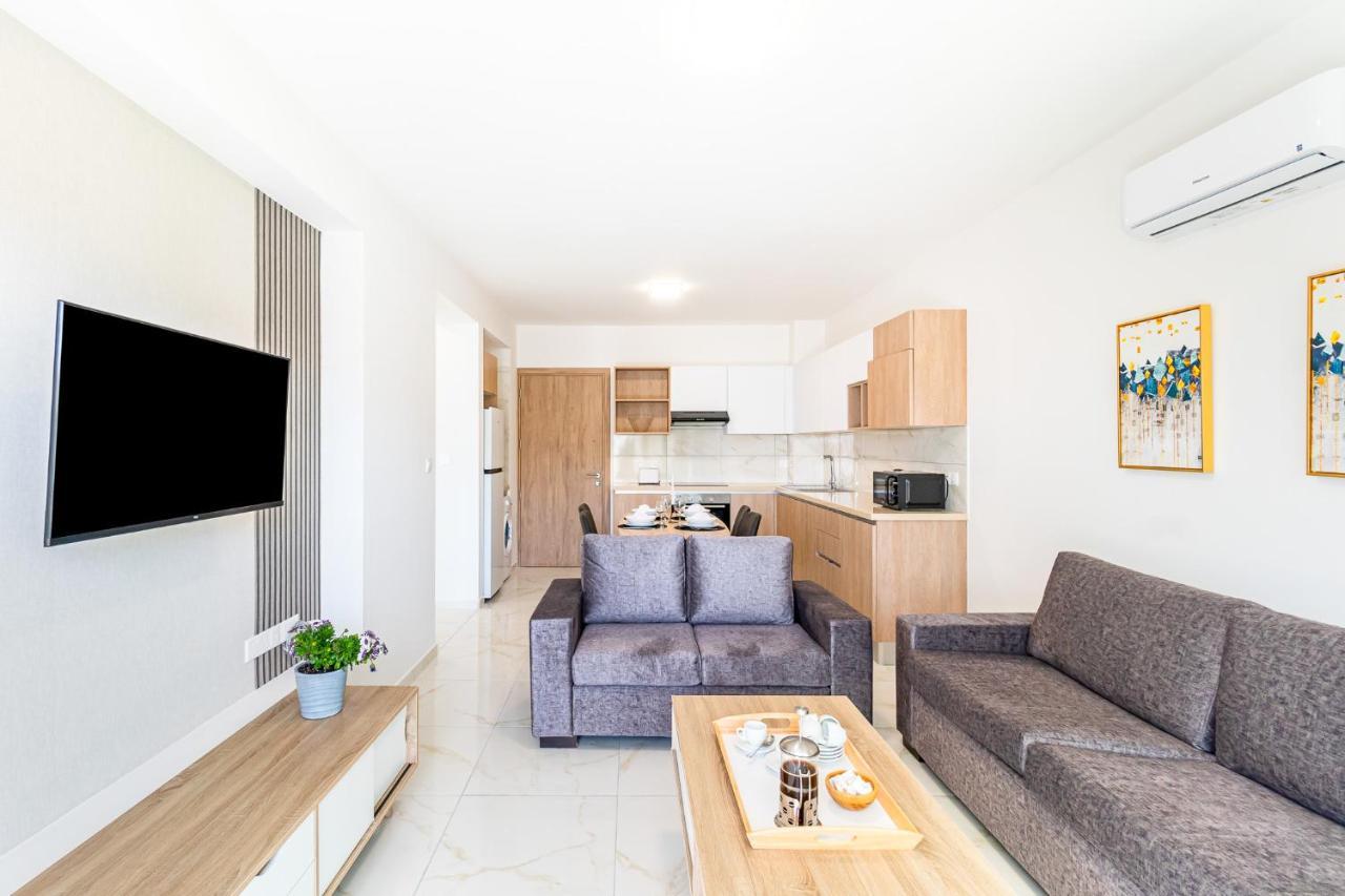 Adolina Apartments By Ezoria Villas Paphos Exterior photo