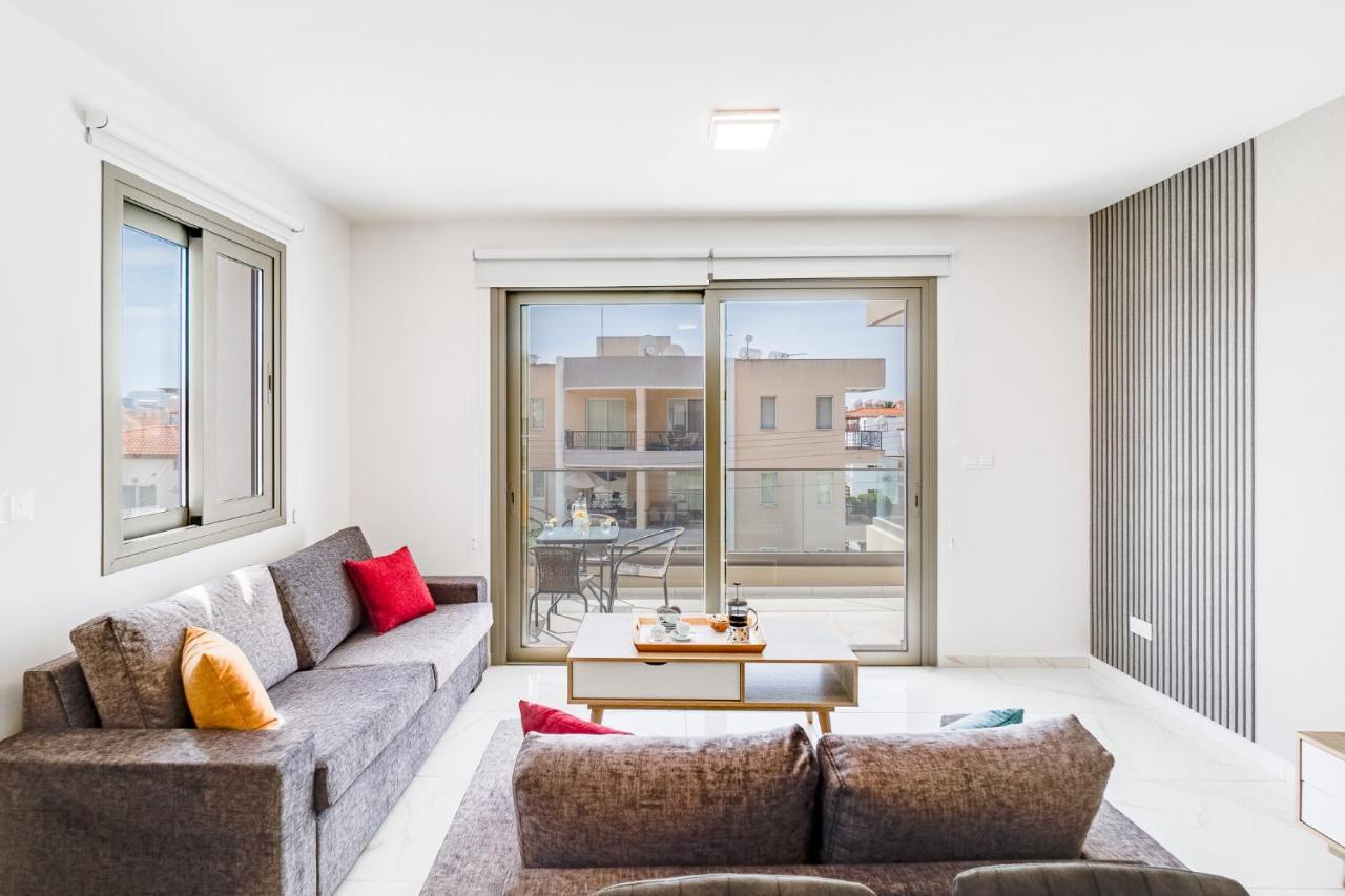 Adolina Apartments By Ezoria Villas Paphos Exterior photo